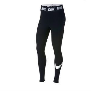 Nike “High Waist Club” Leggings